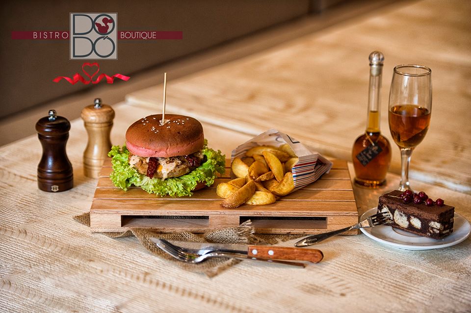 SARBATORESTE IUBIREA CU PRINCIPE DE AZAHAR SI DODO BISTRO BOUTIQUE